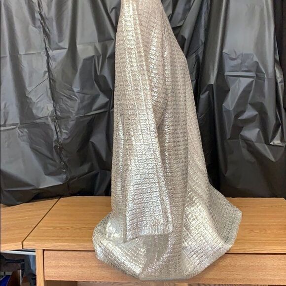 CHICO’S SWEATER TOP  - Picture 3 of 9